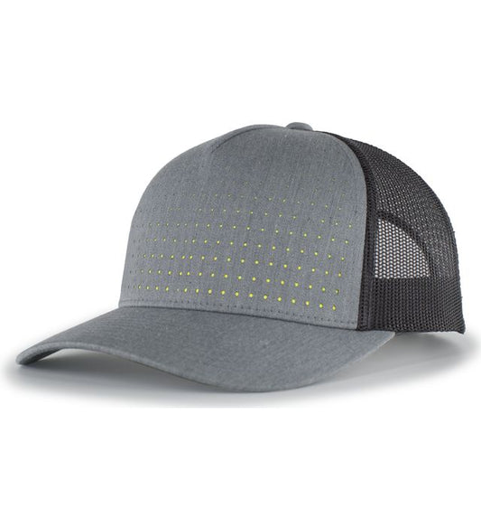 Gorra Trucker Snapback de 5 Paneles Perforada 105P